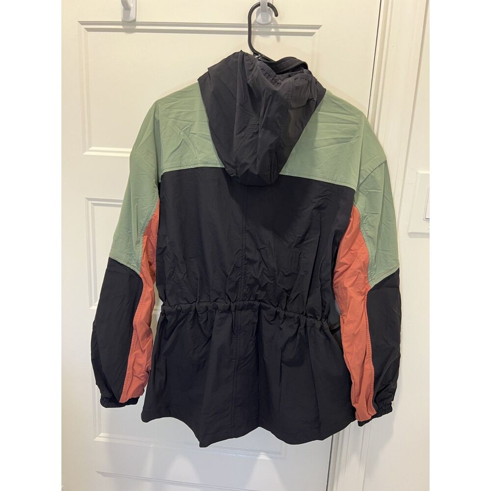 Fabletics Heights Cargo Jacket - Picture 6 of 8